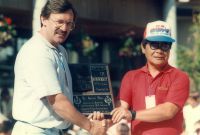 10 Mr Tadashi Inoue presenting Gerrit Does the Life Founder Membership award during the IBMXF Worlds in Whistler Canada 1985
