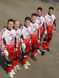 04 Team of friends on MCS bikes in 2002 FLTR Erik Eric Mark Robert Rob and Pieter